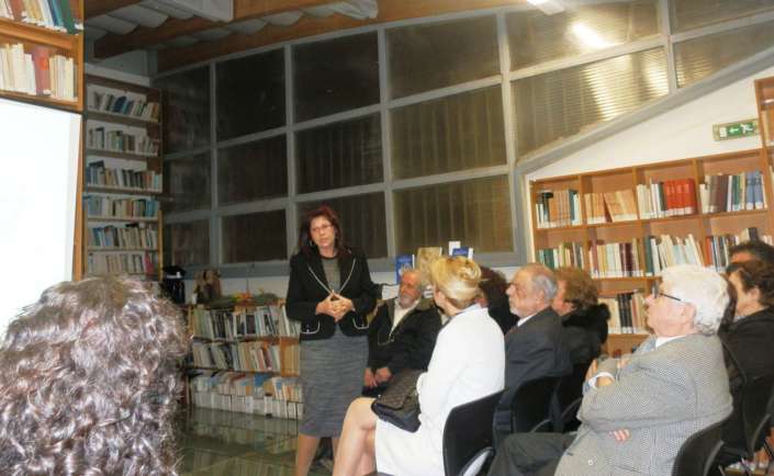 Dora Katsonopoulou replying to questions from the audience during the book presentation at the Lentakis Foundation, Athens